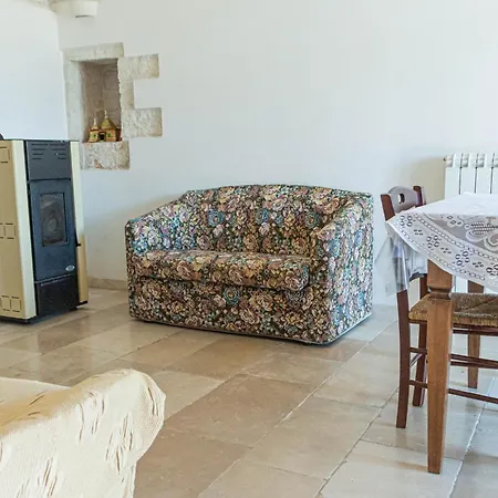 Trulli Sulla Valle * Locorotondo