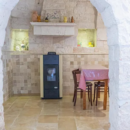 Trulli Sulla Valle * Locorotondo