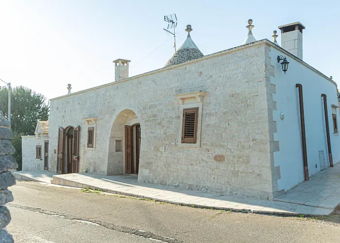 Trulli Sulla Valle *